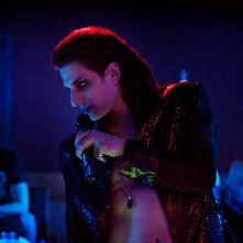 Lo chiamavano Jeeg Robot: Luca Marinelli in una scena del film