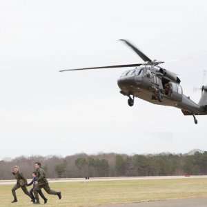La quinta onda: una scena d'azione del film