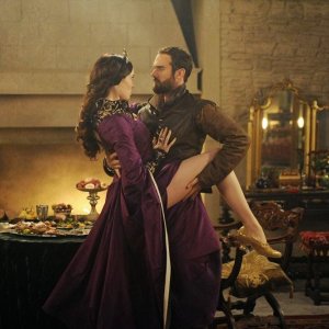 Galavant: Mallory Jansen e Joshua Sasse in una foto della serie