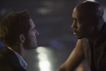 Lucifer: Tom Ellis e D.B. Woodside nel pilot