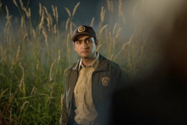 X-Files: Kumail Nanjiani nell'episodio La lucertola mannara