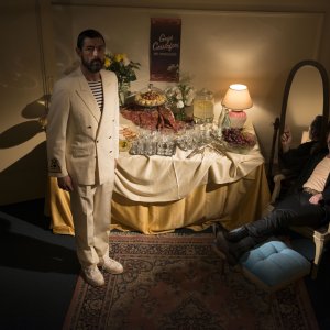 Alessandro Gassman e Rocco Papaleo in Onda su onda. 