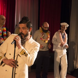 Onda su onda: Alessandro Gassman in una scena del film