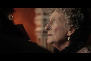 PPZ - Pride + Prejudice + Zombies - Clip 'Le mosche dei cadaveri'