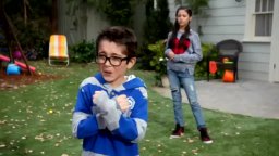 Stuck in the Middle - Trailer 