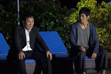 While the Women are Sleeping: Takeshi Kitano e Hidetoshi Nishijima in una scena