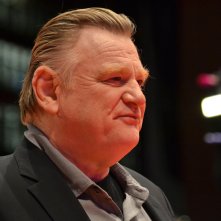Berlino 2016: Brendan Gleeson posa sul red carpet di Alone in Berlin