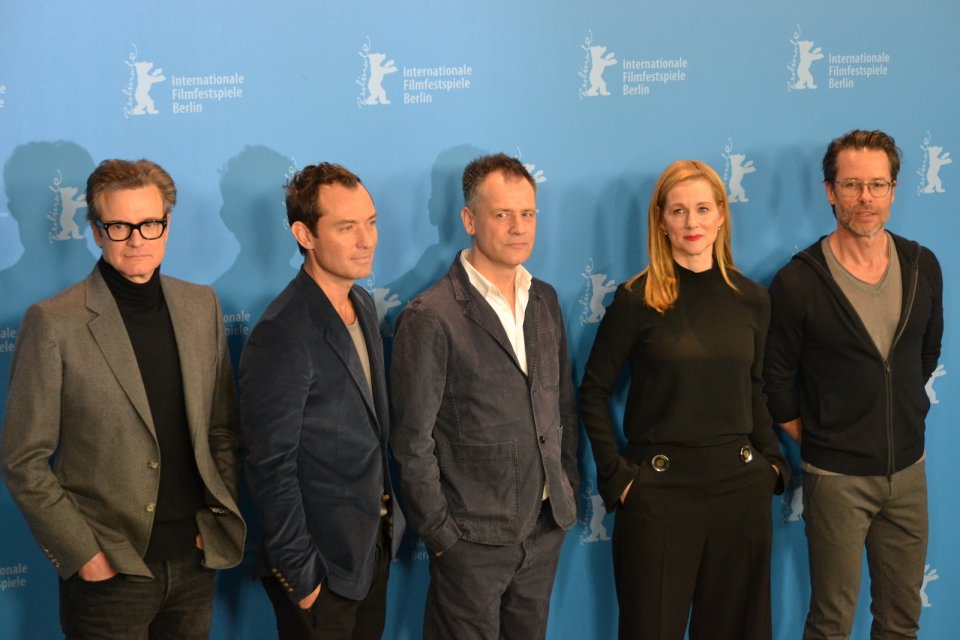 Berlino 2016: Jude Law, Colin Firth, Michael Grandage, Laura Linney e Guy Pearce al photocall di Genius