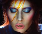 Grammy 2016: Il tributo di Lady Gaga a David Bowie