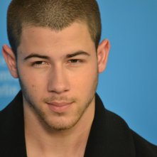 Berlino 2016: un primo piano di Nick Jonas al photocall di Goat