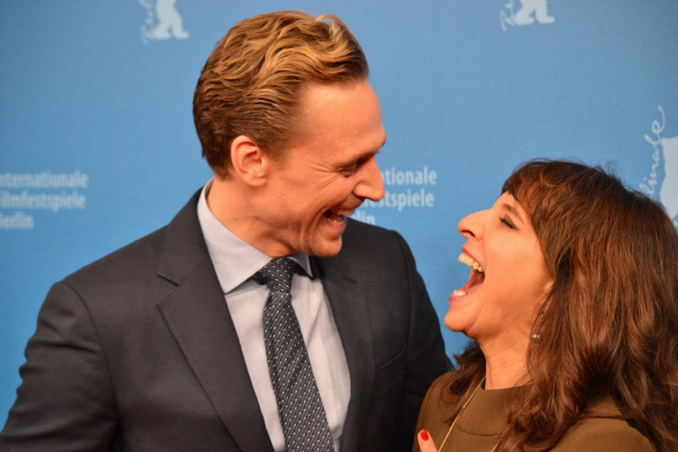 Berlino 2016: Tom Hiddleston e Susanne Bier ridono sul red carpet di The Night Manager