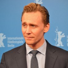 Berlino 2016: Tom Hiddleston sul red carpet di The Night Manager