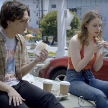 Love: Paul Rust e Gillian Jacobs interpretano Gus e Mickey