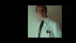 Un paese quasi perfetto - Trailer