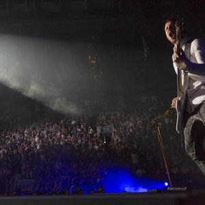 Imagine Dragons - Smoke + Mirrors Live: una scena del live