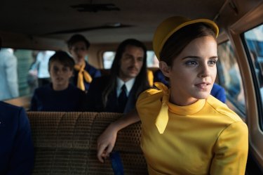 Colonia: Emma Watson in macchina in una scena del film