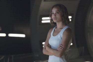 The Divergent Series: Allegiant, Zoë Kravitz in una scena del film