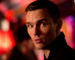 Kill Your Friends: Nicholas Hoult nel frenetico trailer