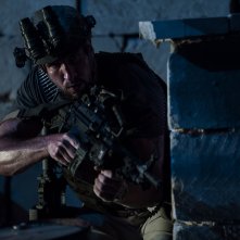 13 Hours: The Secret Soldiers of Benghazi, Pablo Schreiber in una scena del film