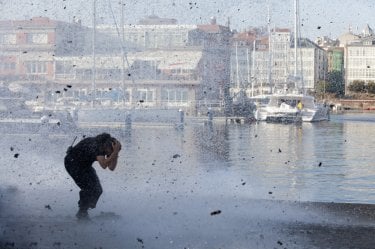 Desconocido - Resa dei conti: una scena del film durante un'esplosione