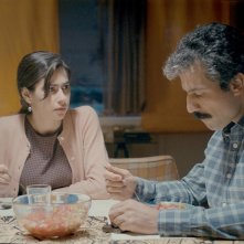 La canzone perduta: Feyyaz Duman e Nesrin Cavadzade in un momento del film