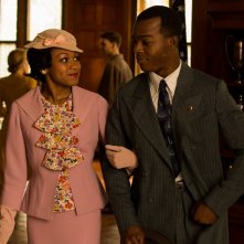 Race - Il colore della vittoria: Stephan James e Shanice Banton in una scena del film