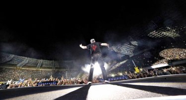 Vasco tutto in una notte - Livekom015 al cinema: un'immagine tratta dal live