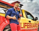 Baywatch: nuove foto in arrivo da The Rock!