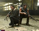 The Walking Dead, la guerra di scherzi sul set tra polli e zombie