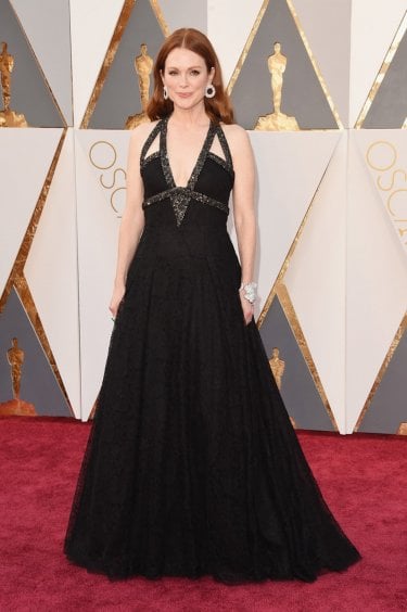 Oscar 2016: Julianne Moore sul red carpet