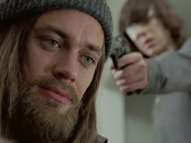 The Walking Dead: Tom Payne è Jesus in I nodi si sciolgono