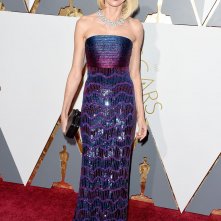Osacr 2016: un'elegantissima Naomi Watts