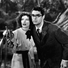 Susanna, con Katharine Hepburn e Cary Grant