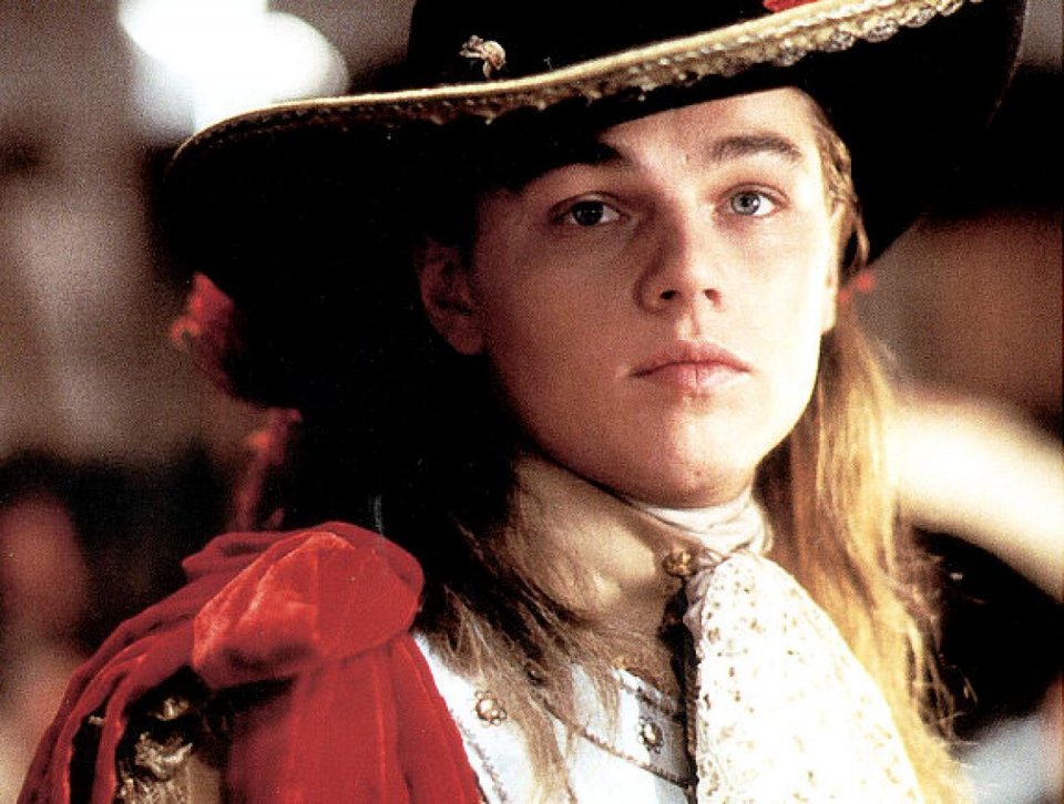 La meschera di ferro: un primo piano di Leonardo DiCaprio