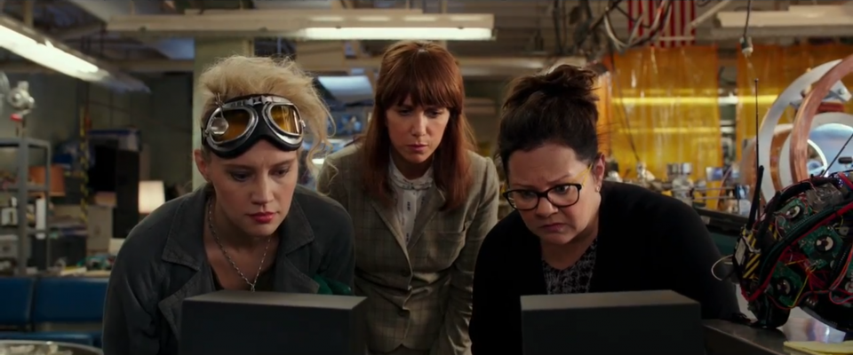 Ghostbusters: Kristen Wiig, Melissa McCarthy e Kate McKinnon nel primo trailer del reboot
