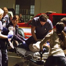 Code Black: la protagonista Marcia Gay Harden in un momento concitato della serie