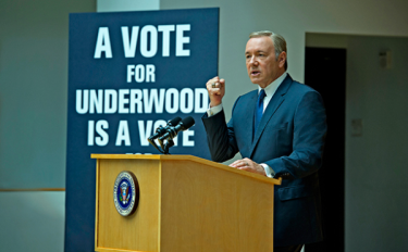 House of Cards: Kevin Spacey è Frank Underwood in una foto della serie