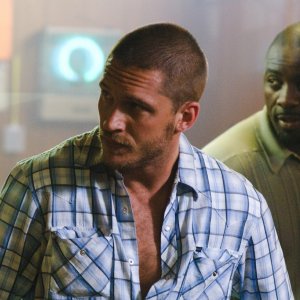 Rocknrolla: Tom Hardy e Idris Elba