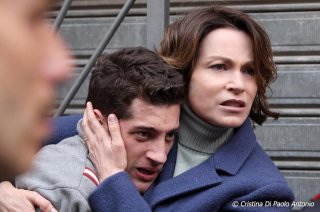 Abbraccialo per me: Moisè Curia e Stefania Rocca in una scena del film