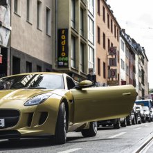 Autobahn - Fuori controllo: Nicholas Hoult in una scena del film