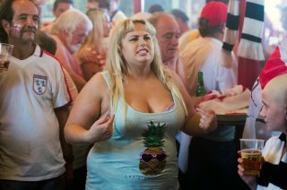 Grimsby - Attenti a quell'altro: Rebel Wilson in una scena del film
