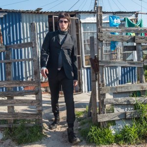 Grimsby - Attenti a quell'altro: Sacha Baron Cohen in un momento del film