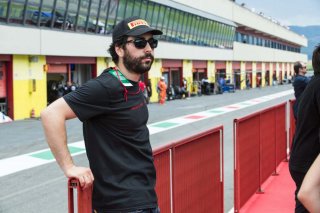 Veloce come il vento: il regista Matteo Rovere sul set del film