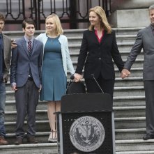 The Family: Zach Gilford, Liam James, Alison Pill, Joan Allen e Rupert Graves in una foto della serie