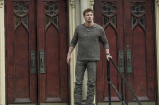 Damien: Bradley James è il protagonista della serie targata A&E