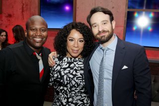 Daredevil: Tituss Burgess, Selenis Leyva, Charlie Cox al party della première della seconda stagione