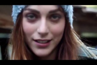 Un paese quasi perfetto - Featurette 'Tecniche di seduzione: Anna'