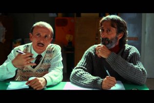 Un paese quasi perfetto - Clip 'Il piano'