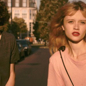 Bang Gang: Marilyn Lima e Lorenzo Lefèbvre in un momento del film