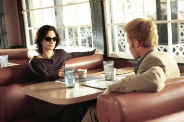 Memento: Carrie-Ann Moss e Guy Pearce